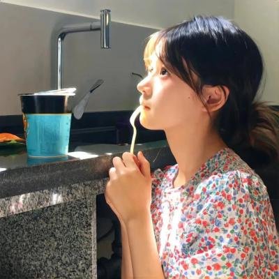梨泰盛夏 海报
